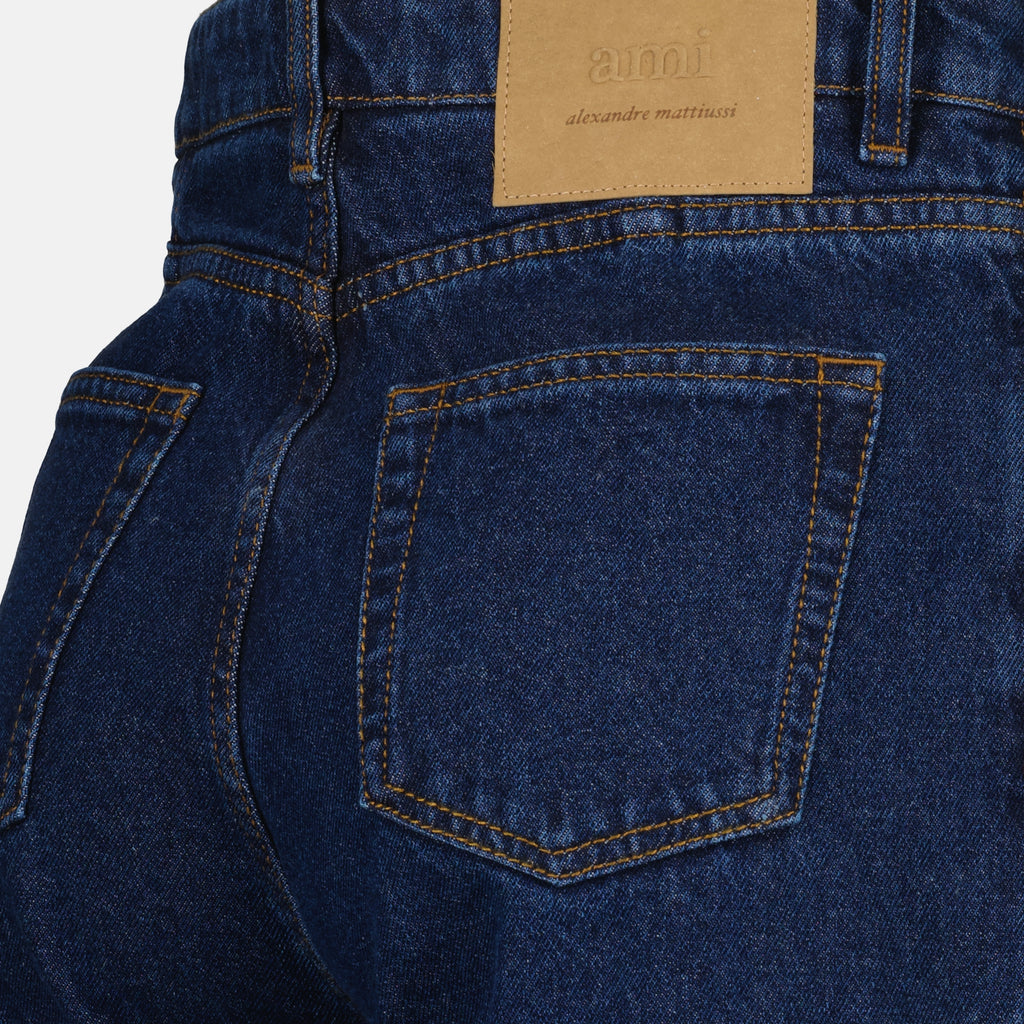 Bild der Flare-Jeans von Ami PARIS für Frauen - Herbst-Winter 2025 - Detaillierte Ansicht 2