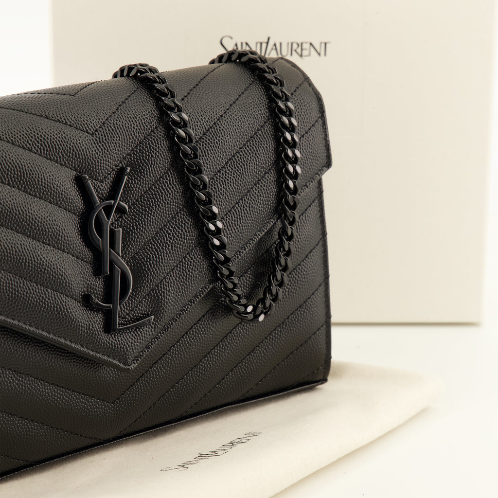 Petite maroquinerie カサンドル チェーン ウォレット ブラック レザー Saint Laurent Noir Femme
