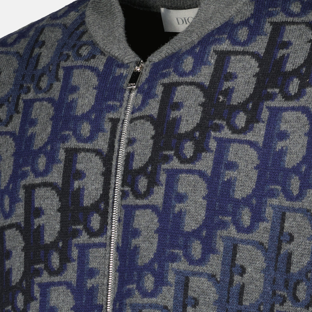 Imagen de la chaqueta gris de lana Dior Oblique de la marca Dior para Hombre - Temporada Primavera-Verano 2026 - Vista Detallada_2