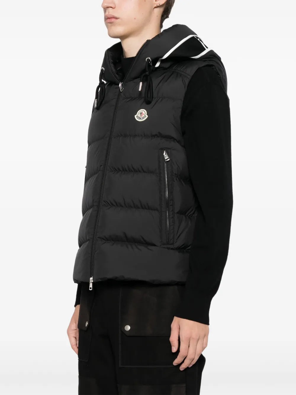 Image of the Moncler Cardamine sleeveless down jacket for men - Autumn-Winter season 2025 - Detailed view_1