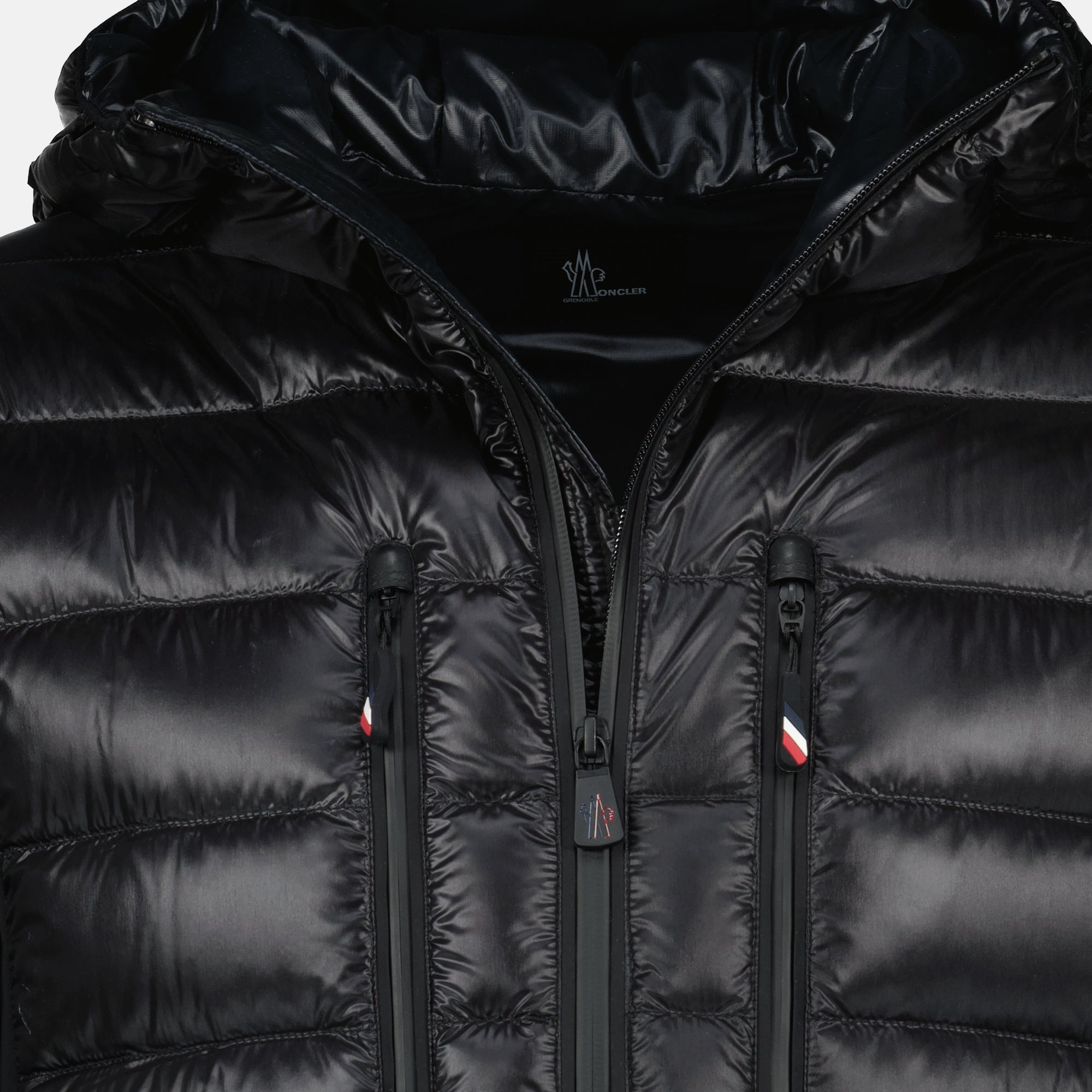 Image de l'article Cardigan zippé noir de la marque Moncler Grenoble pour Homme - Saison Automne-Hiver 2025 - Vue détaillée_2
