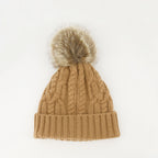 Imagen del gorro de cachemir con pompón de Moncler para mujer - Temporada Otoño-Invierno 2025 - Vista Trasera