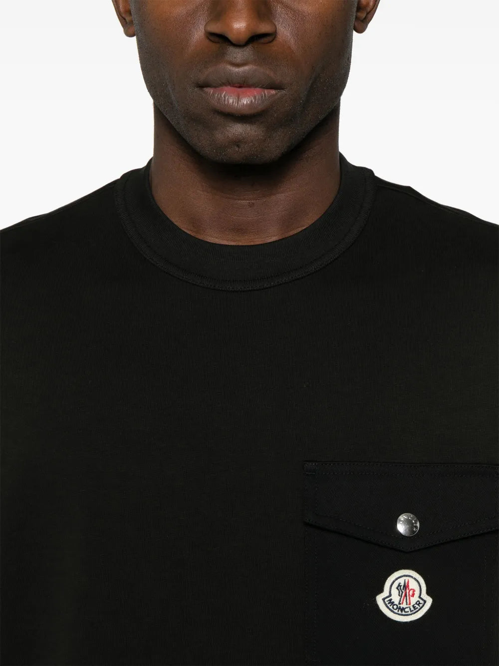 Camisetas T-Shirt com Bolso e Logo Moncler Preto Homme