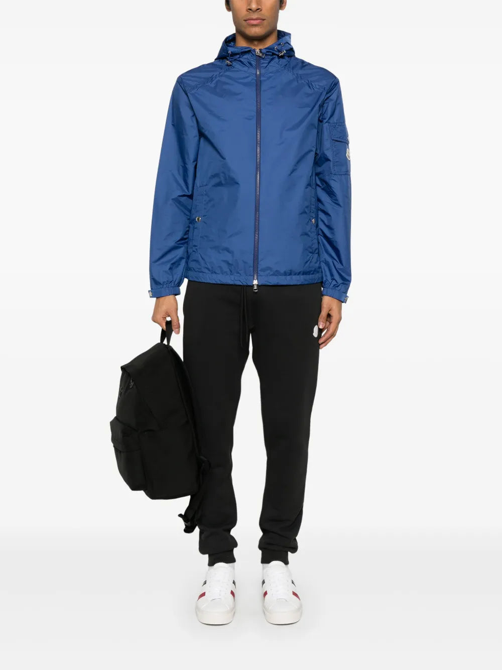 〈クリーニング済み〉モンクレール ナイロンジャケット フード付き ブルー 中古・古着通販】MONCLER (モンクレール) ナイロンジャケット ブルー
