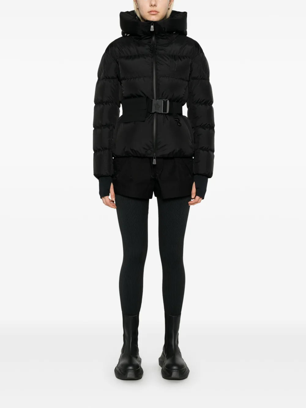 Image de l'article Doudoune Bouquetin de la marque Moncler Grenoble pour Femme - Saison Automne-Hiver 2025 - Vue de Dos
