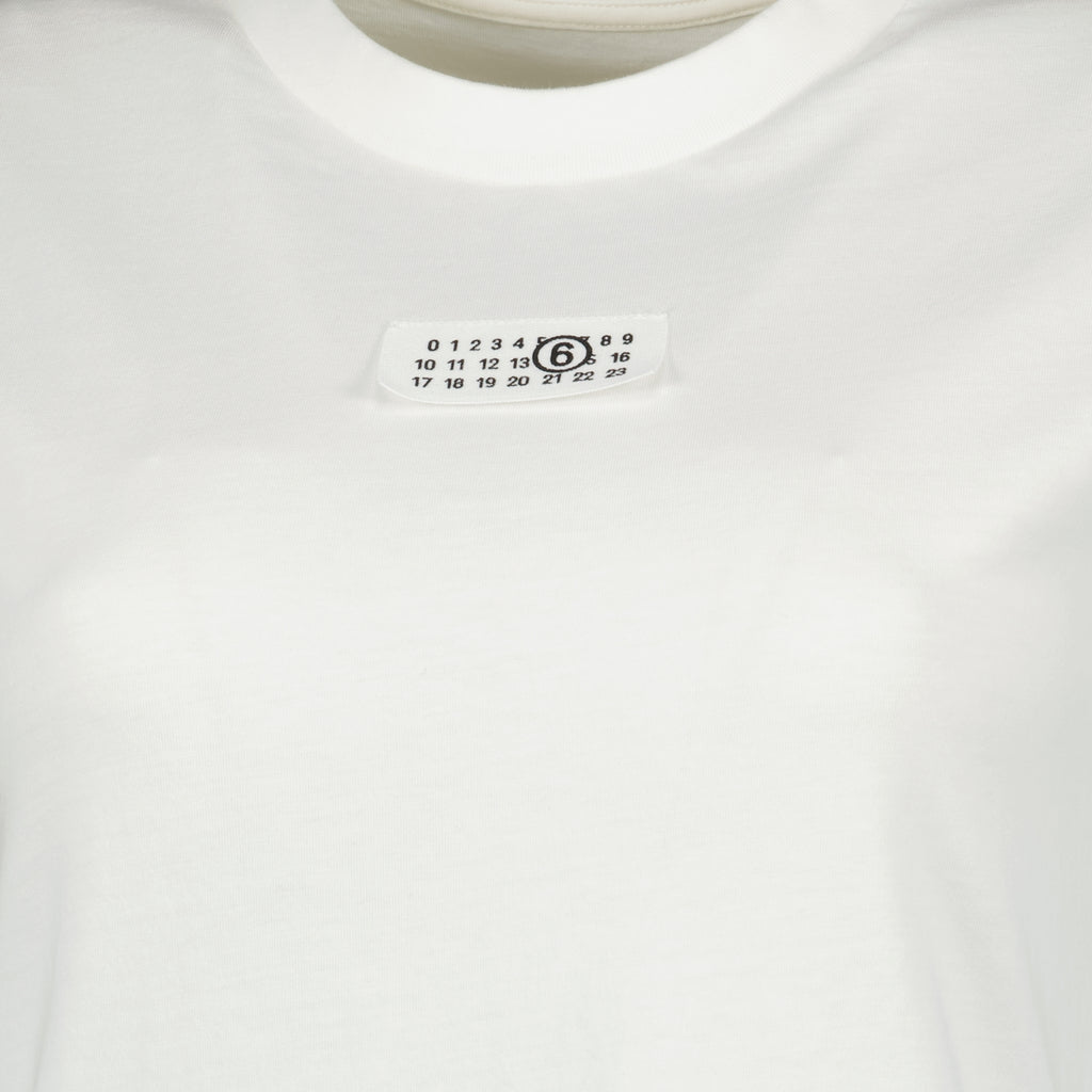 Bild des weißen Numeric T-Shirts von Mm6 für Damen - Frühling-Sommer 2026 - Detailansicht_1