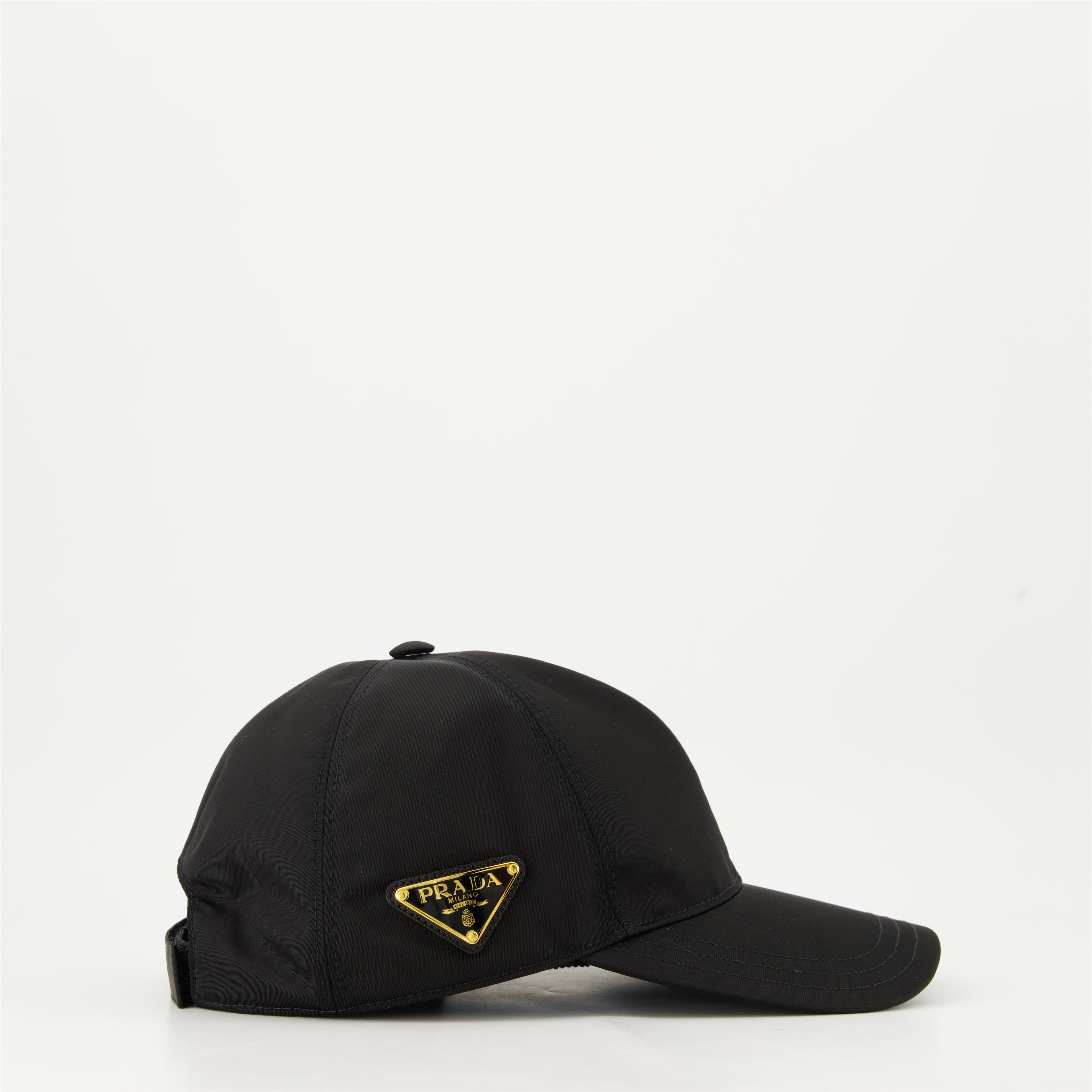 Hats, caps and beanies Casquette en Re-Nylon Prada Black Femme