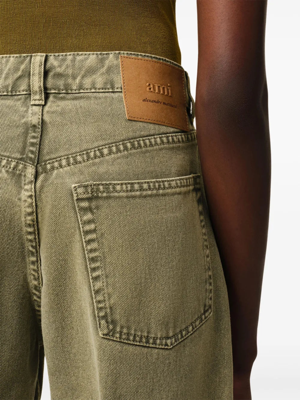 Pantalones Jeans de Pierna Ancha Ami PARIS Caqui Femme