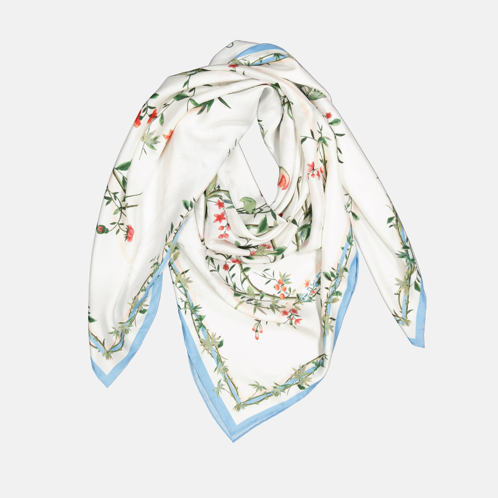 Image of the Givenchy Women's Floral Printed Shawl - Fall-Winter 2025 - Detailed View 3