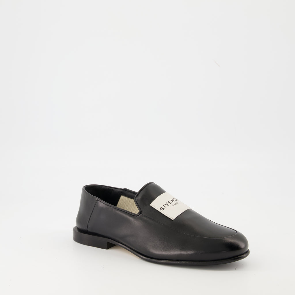 Image of the Givenchy label loafers for men - Autumn-Winter 2025 season - Three-quarter front right view