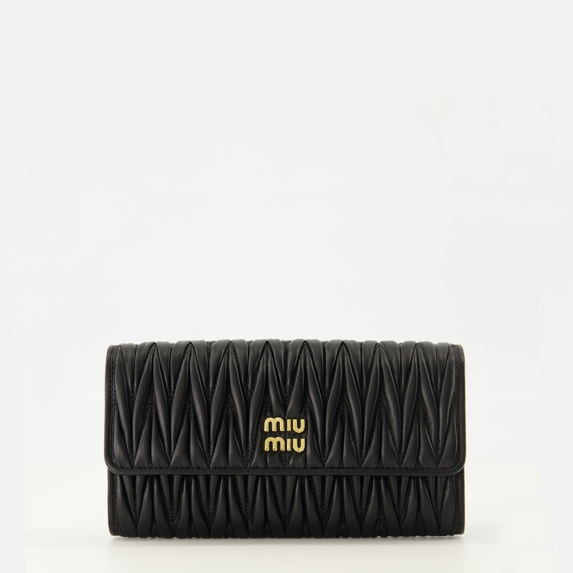 Image de l'article Portfeuilles à bandoulière noir de la marque Miu Miu pour Femme - Saison Printemps-Été 2026 - Vue de Face