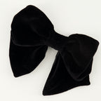 Image of the Patou brand Bow Barrette for Women - Autumn-Winter Season 2025 - Detailed View_2