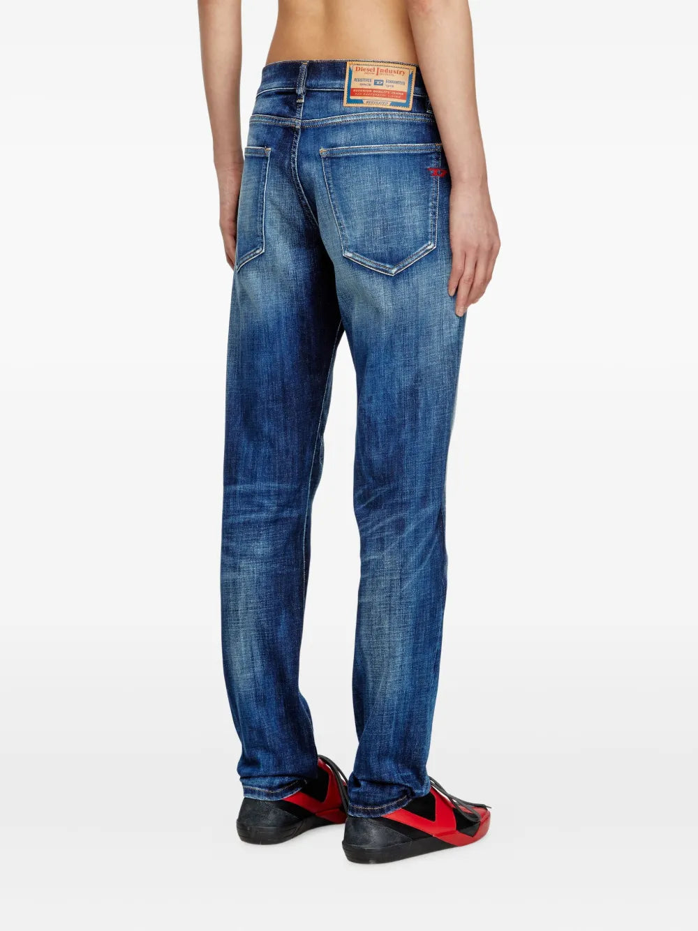 Image de l'article Jean D-Strukt 2019 L.32 de la marque Diesel pour Homme - Saison Automne-Hiver 2025 - Vue détaillée_4