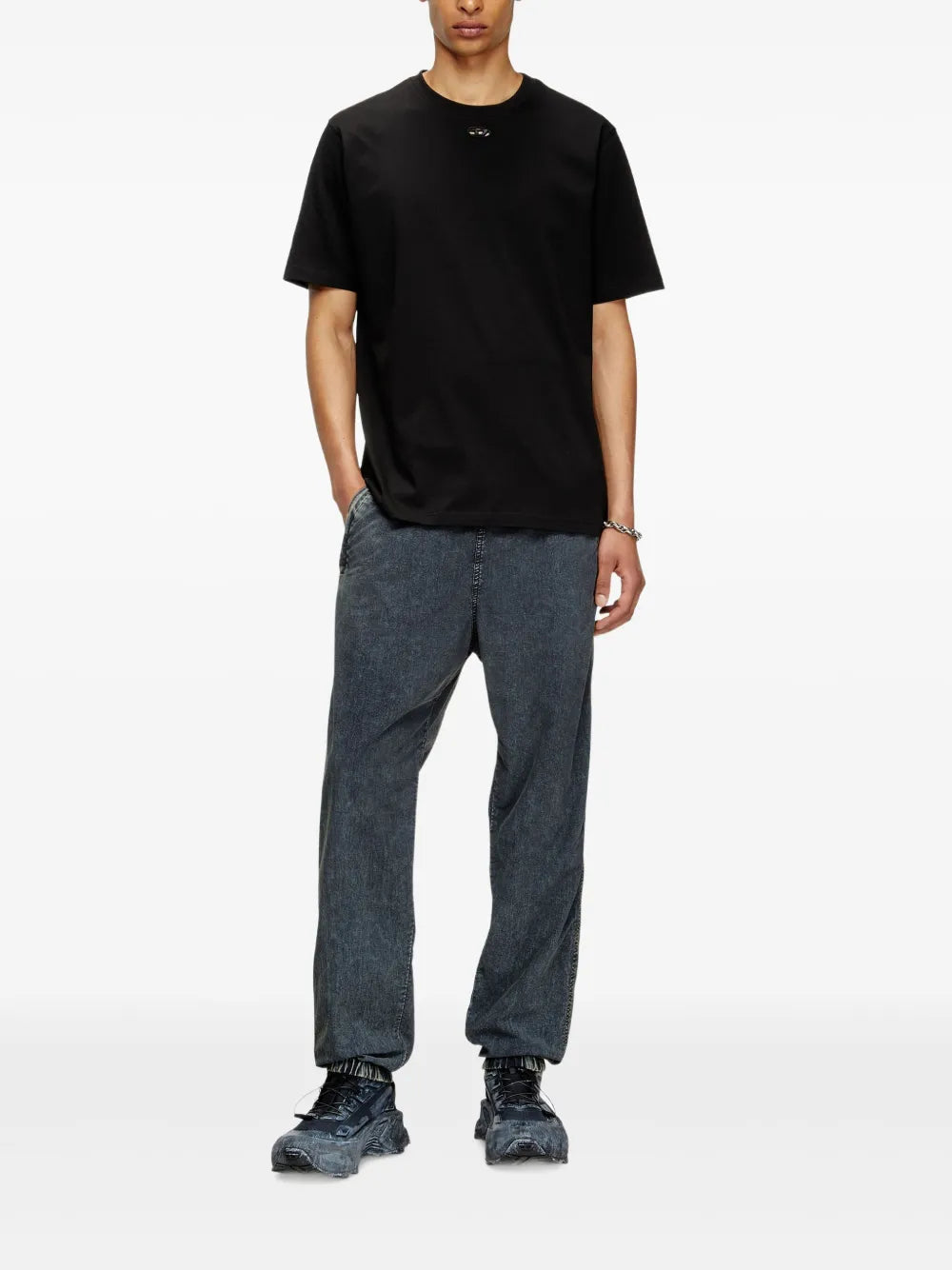 Bild des Diesel T-Adjust-Marey T-Shirts für Männer - Herbst-Winter 2025 - Rückansicht