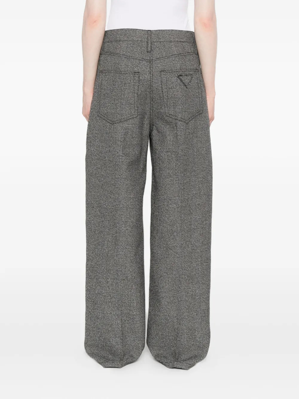 Image of the Prada Women's Checkered Pants - Fall-Winter 2025 - Detailed View_4