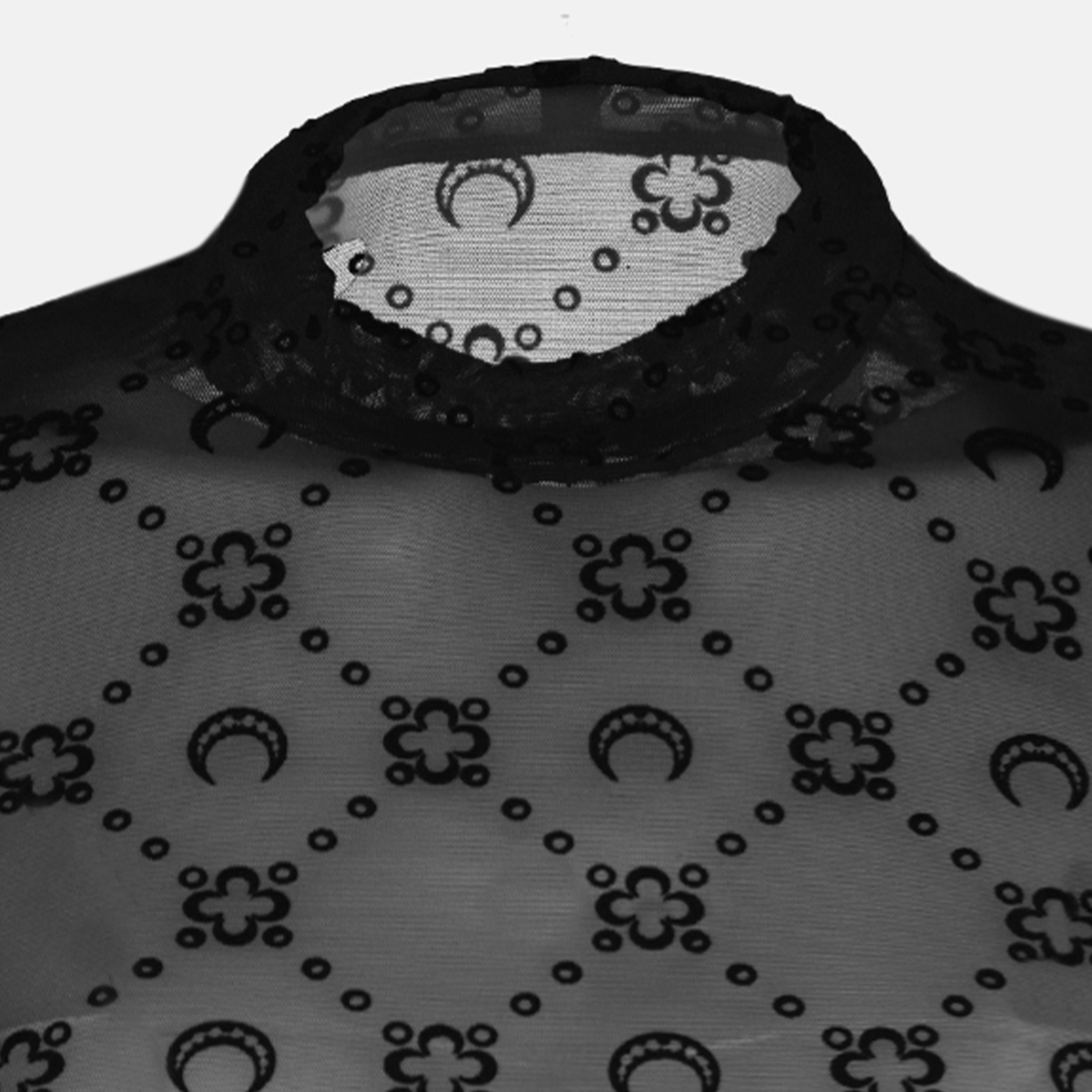 Imagen de la parte superior de monograma de malla negra de la marca Marine Serre para Mujer - Temporada Otoño-Invierno 2025 - Vista Detallada_2