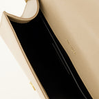 Imagem da bolsa New Kate small bege da marca Saint Laurent para Mulheres - Temporada Primavera-Verão 2026 - Vista Detalhada 3