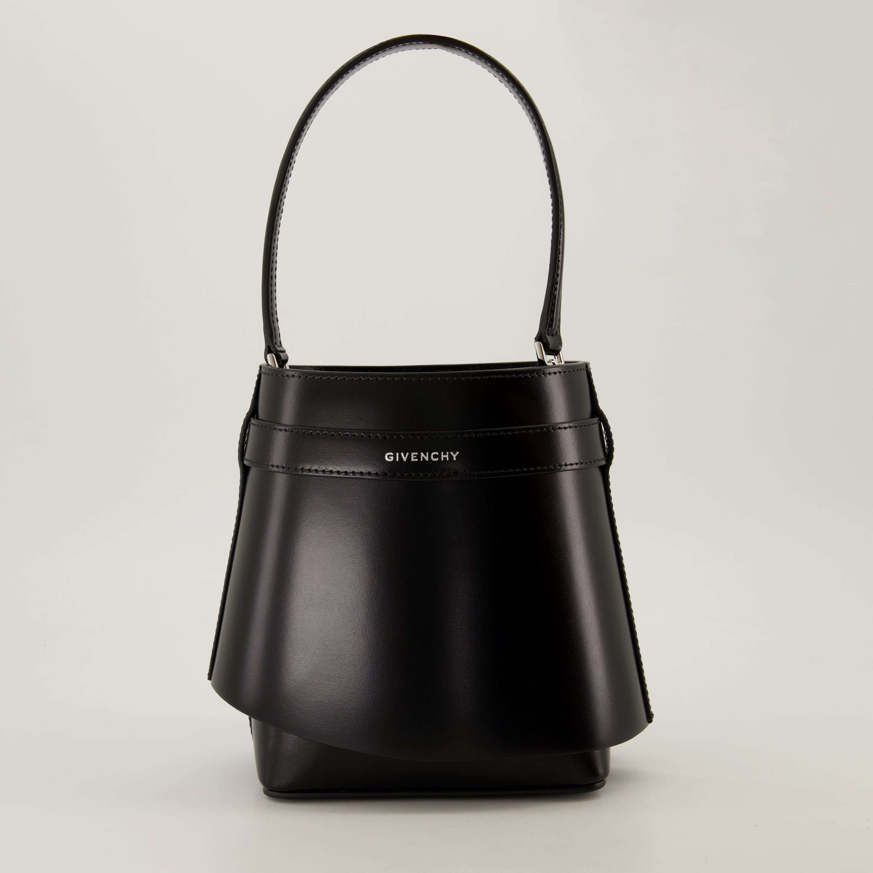 버킷백 Sac en cuir Shark Lock Givenchy 검은색 Femme