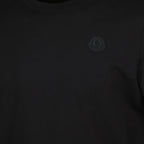 Imagen de la camiseta con logo de Moncler para Hombre - Temporada Otoño-Invierno 2025 - Vista Detallada 5