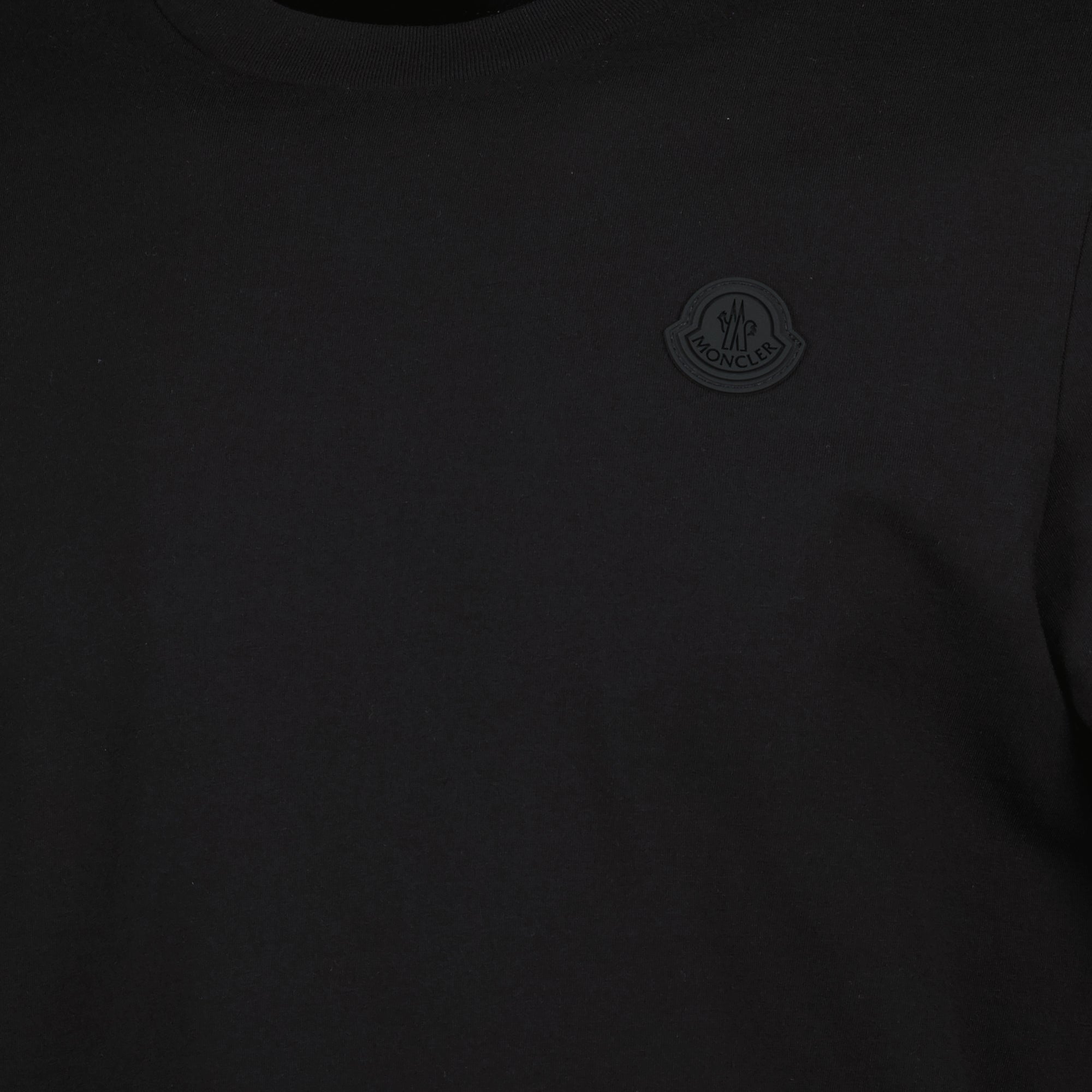 Image of the Moncler logo T-shirt for Men - Fall-Winter Season 2025 - Detailed View 5