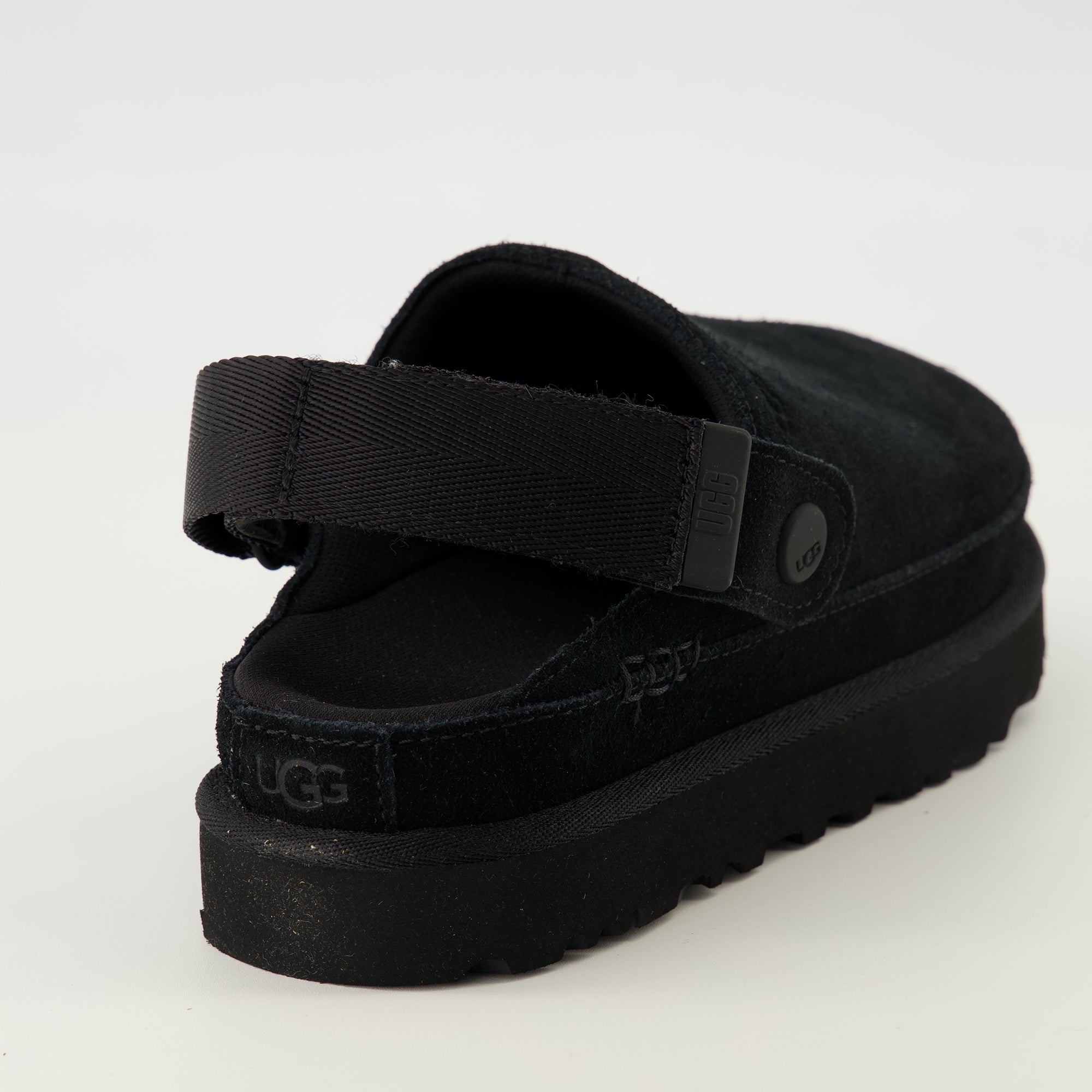 Image de l'article Sabots Goldenstar noir de la marque Ugg pour Femme - Saison Printemps-Été 2026 - Vue arrière