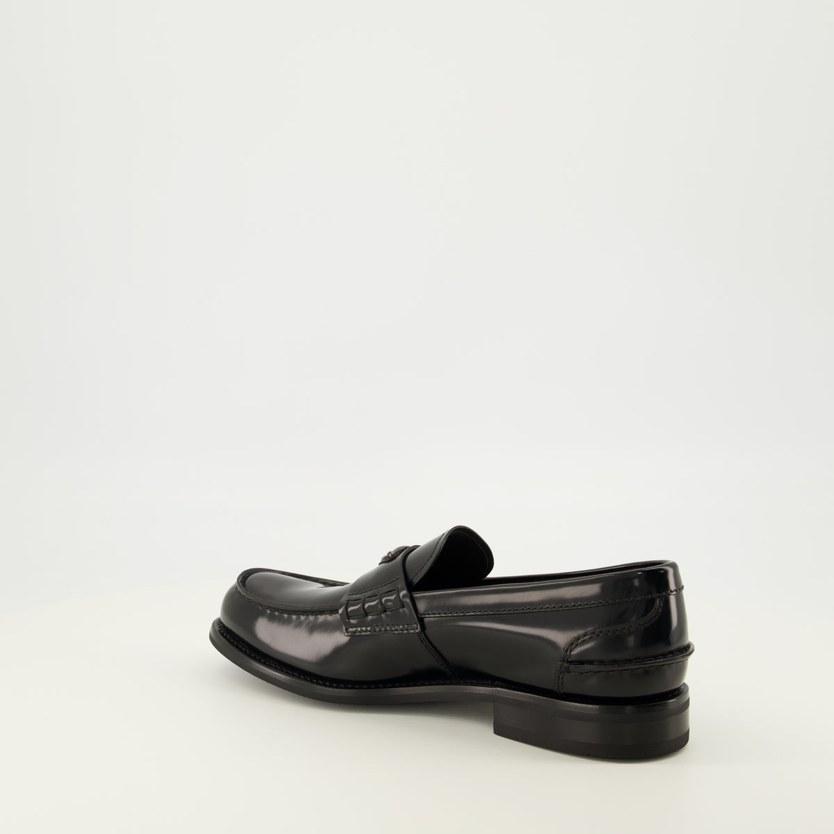 Mocassins Schwarze genoppte Leder Slipper Prada Noir Homme