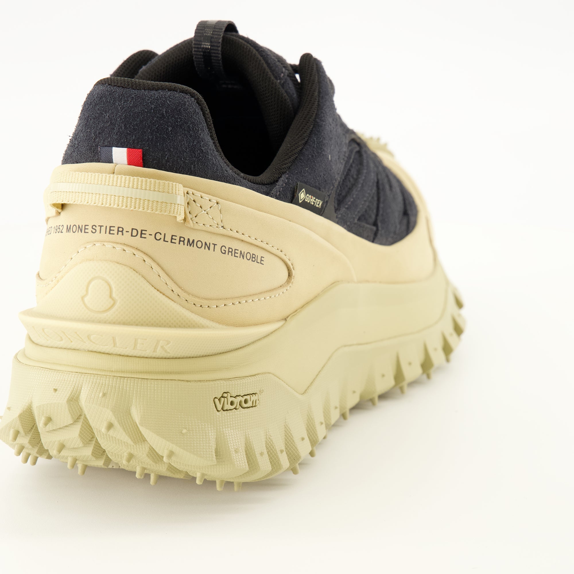 Baskets トレイルグリップ アペックス クラフト GTX ベージュ スニーカー Moncler Beige Homme