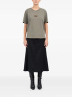 Imagen del T-shirt Numeric de la marca Mm6 para Mujer - Temporada Otoño-Invierno 2025 - Vista Trasera