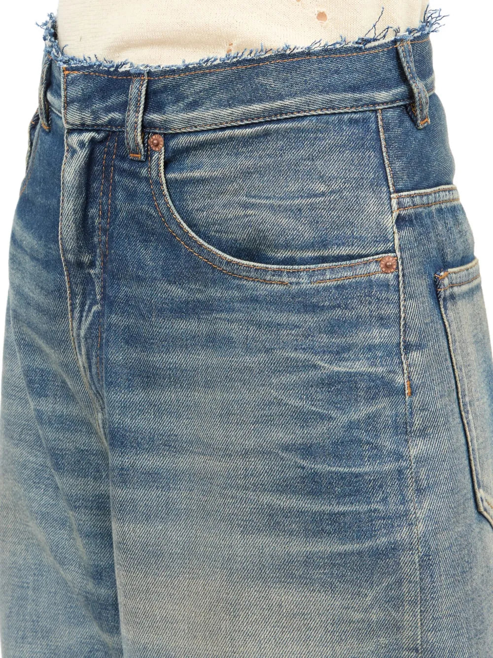 Immagine dei jeans larghi del marchio Mm6 per Donna - Stagione Autunno-Inverno 2025 - Vista Dettagliata_5