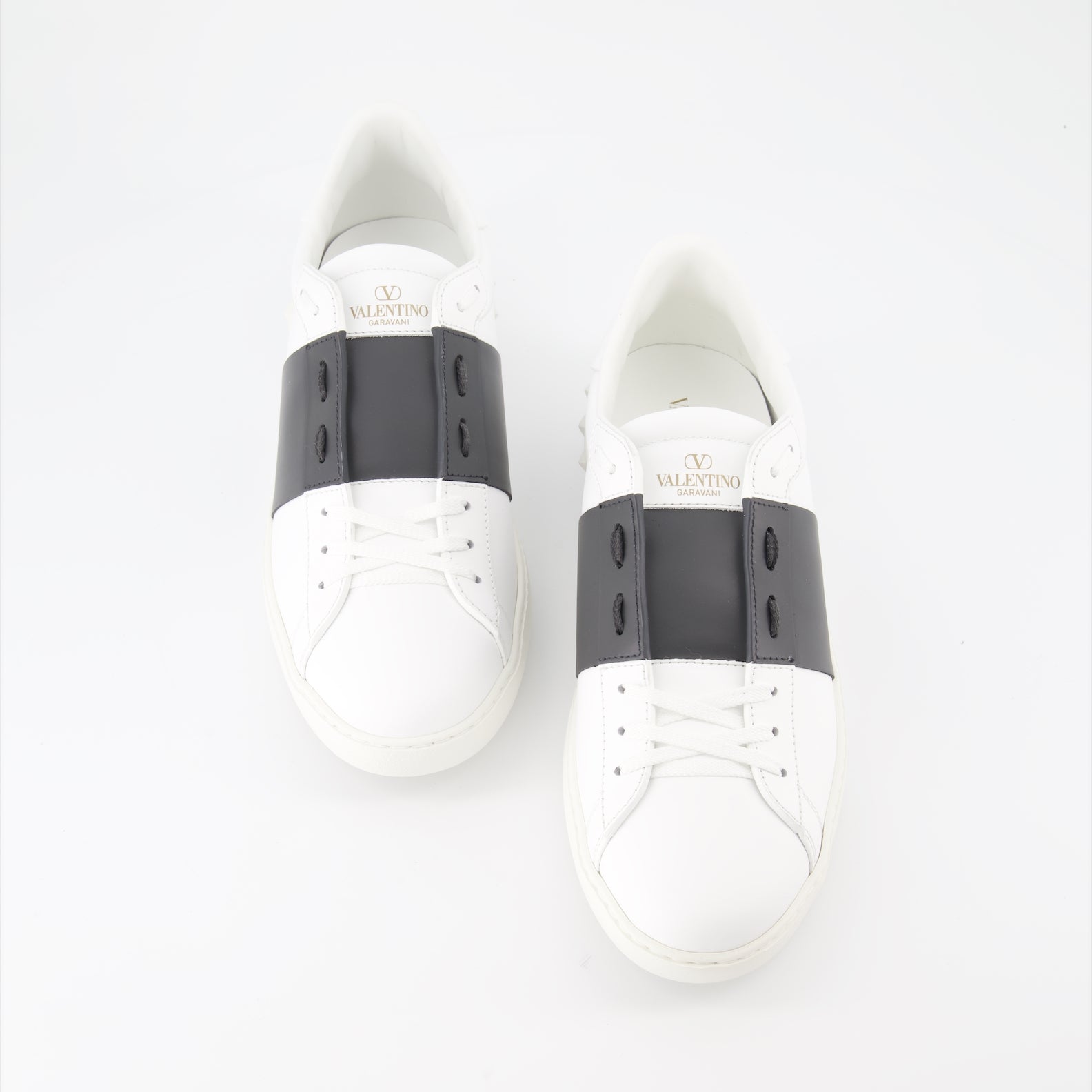 Baskets Baskets Open blanche et noir en cuir Valentino Garavani Blanc Homme