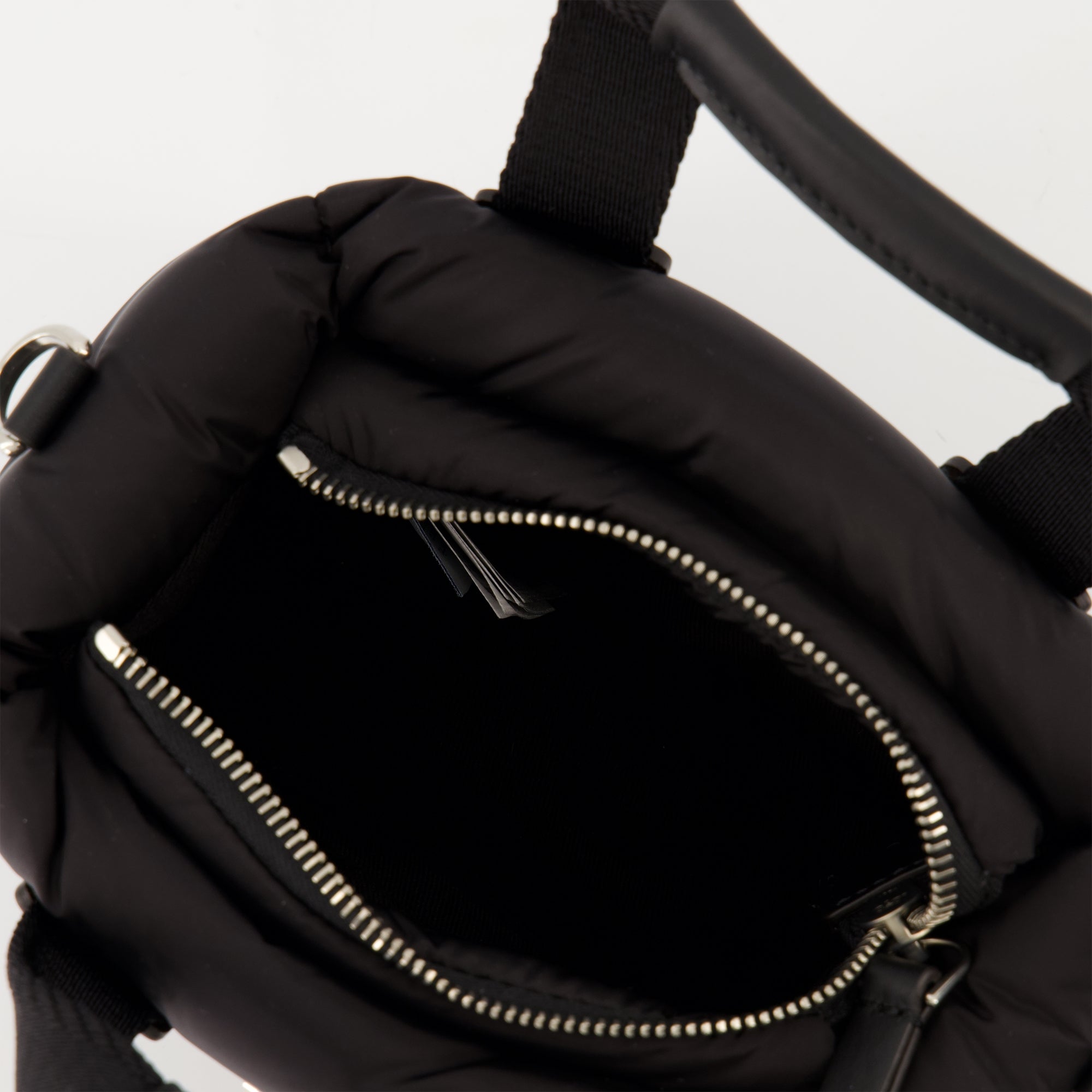 Image de l'article Mini sac Caradoc de la marque Moncler pour Femme - Saison Automne-Hiver 2025 - Vue détaillée_3