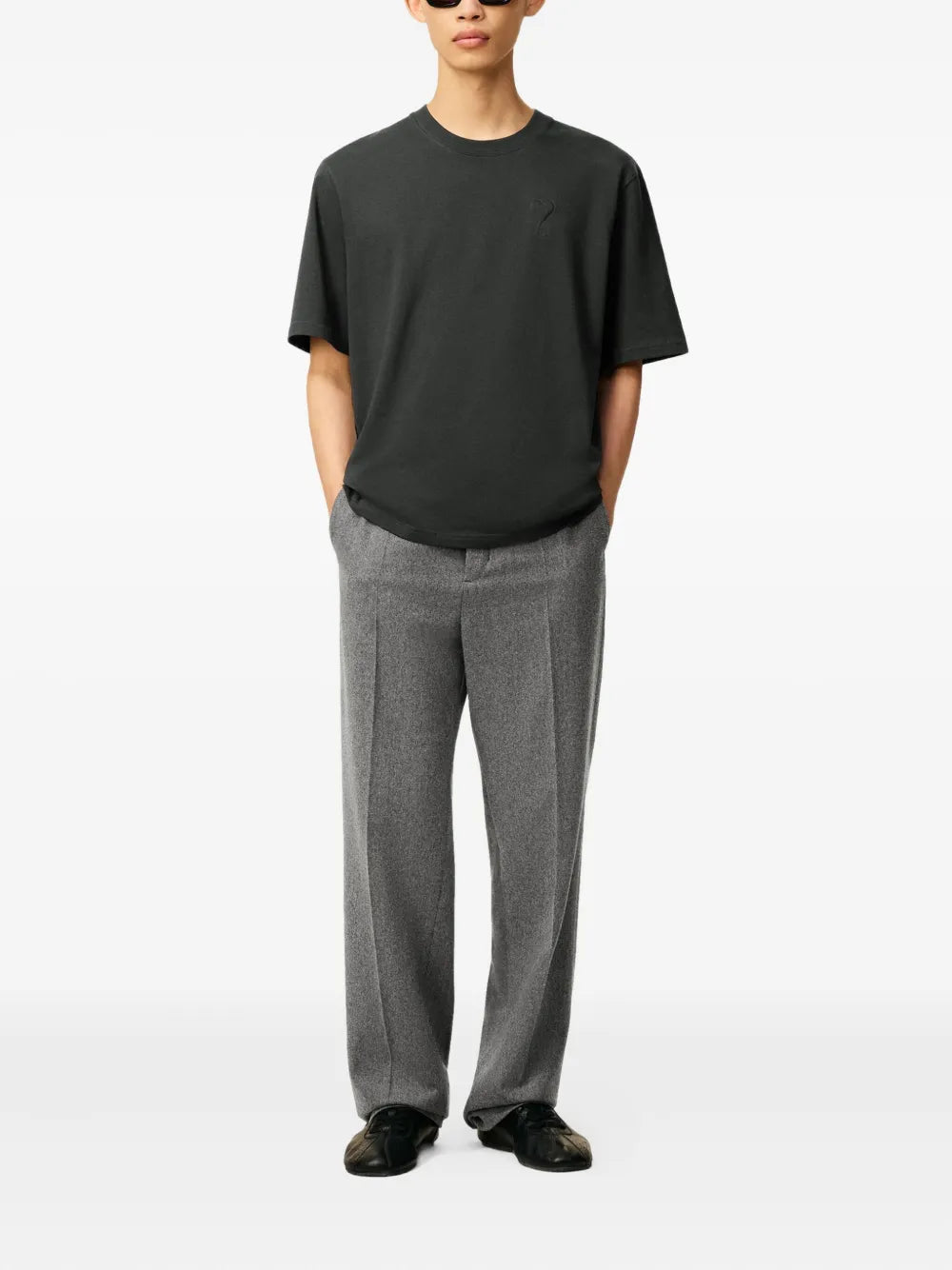 Image de l'article T-shirt logo de la marque Ami PARIS pour Unisex - Saison Automne-Hiver 2025 - Vue détaillée_1