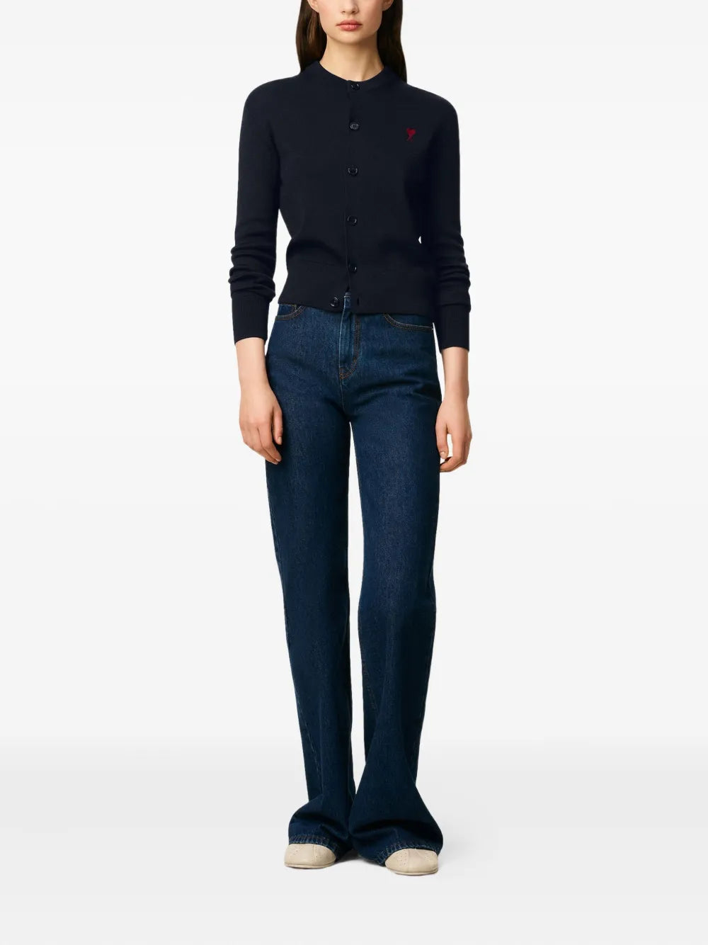 Imagem do cardigan AMI de coração da marca Ami PARIS para Mulheres - Temporada Outono-Inverno 2025 - Vista Traseira