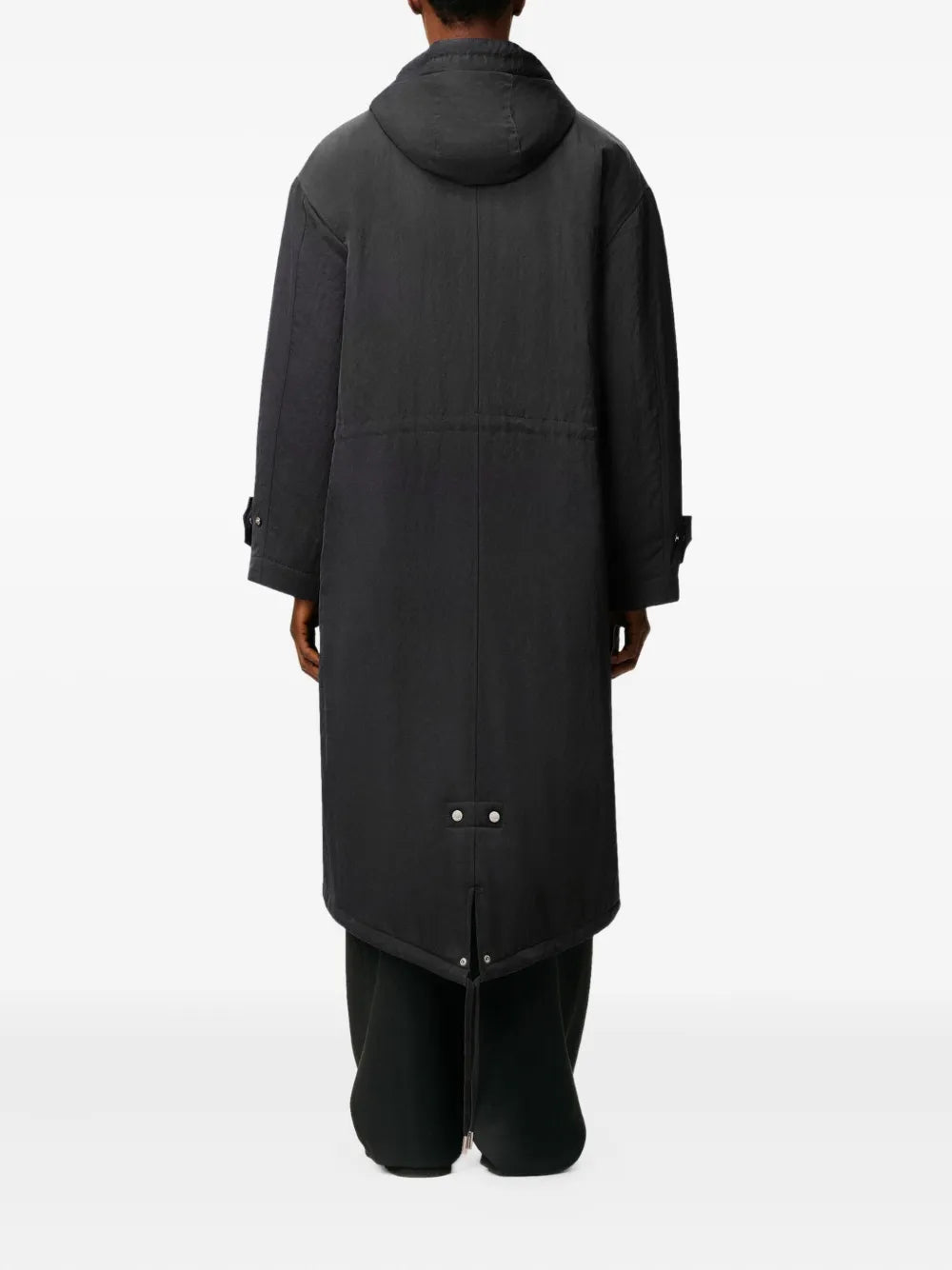 Image of the long parka from the brand Ami PARIS for Men - Autumn-Winter 2025 - Detailed View 4