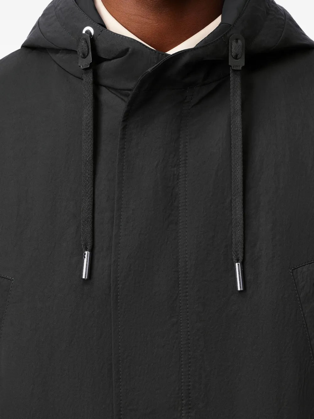 Image of the long parka from the brand Ami PARIS for Men - Autumn-Winter 2025 - Detailed View 6