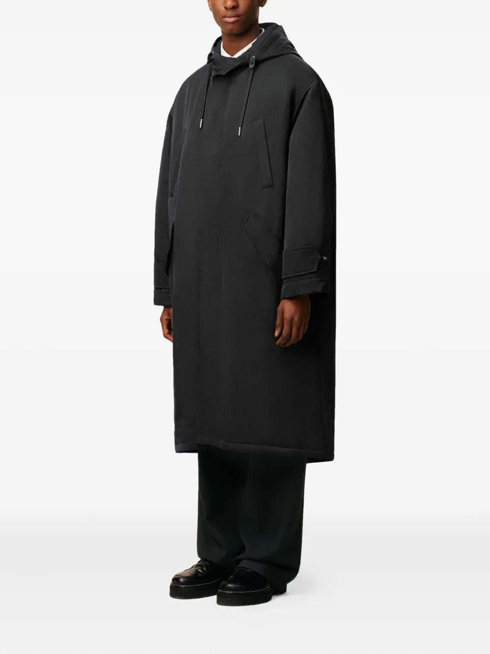 Image of the long parka from the brand Ami PARIS for Men - Autumn-Winter 2025 - Detailed View 1