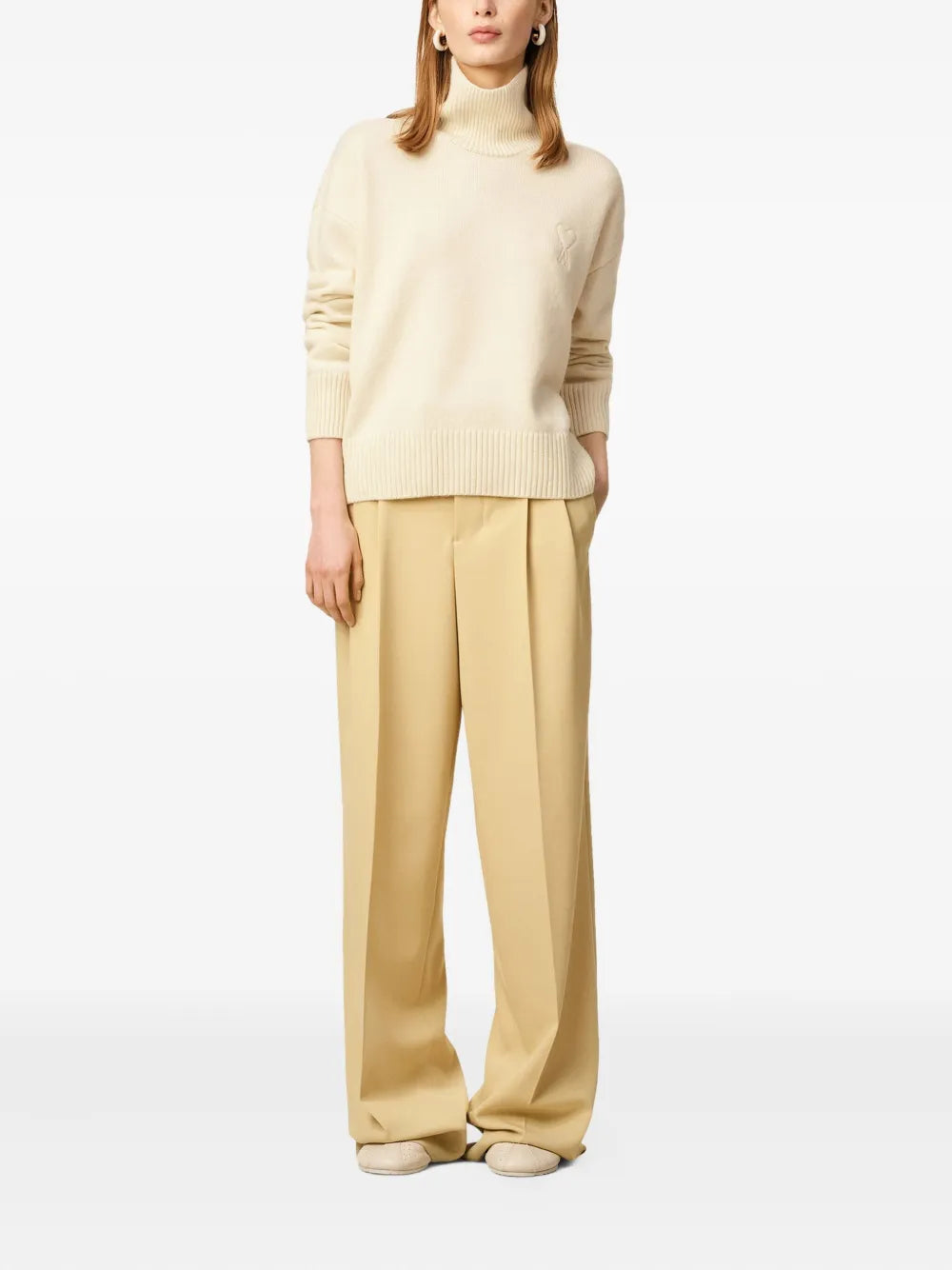 Image de l'article Pull col roulé Ami de coeur de la marque Ami PARIS pour Unisex - Saison Automne-Hiver 2025 - Vue détaillée_8