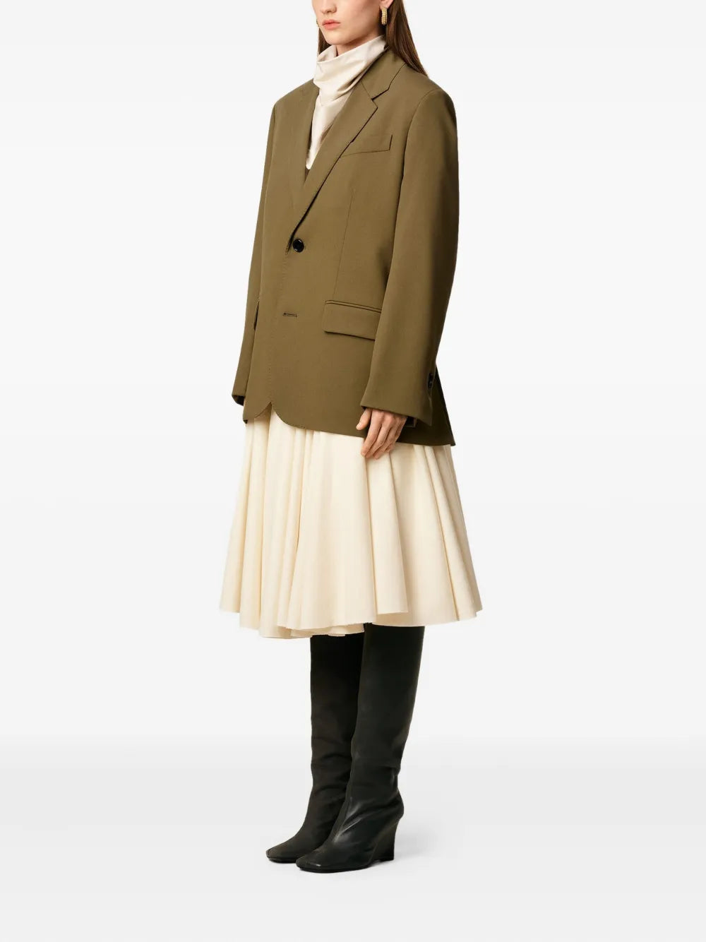 Image de l'article Blazer deux boutons de la marque Ami PARIS pour Femme - Saison Automne-Hiver 2025 - Vue détaillée_1