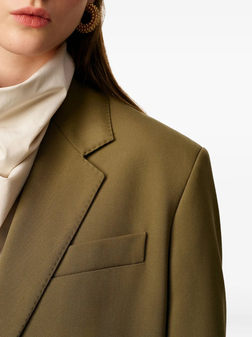 Image de l'article Blazer deux boutons de la marque Ami PARIS pour Femme - Saison Automne-Hiver 2025 - Vue détaillée_6