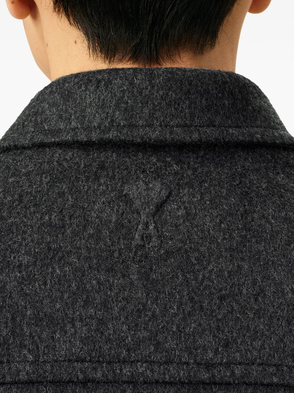 Image de l'article Veste Trucker de la marque Ami PARIS pour Unisex - Saison Automne-Hiver 2025 - Vue détaillée_5