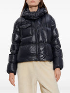 Immagine dell'articolo Doudoune Erea del marchio Moncler per Donna - Stagione Autunno-Inverno 2025 - Vista Dettagliata 1