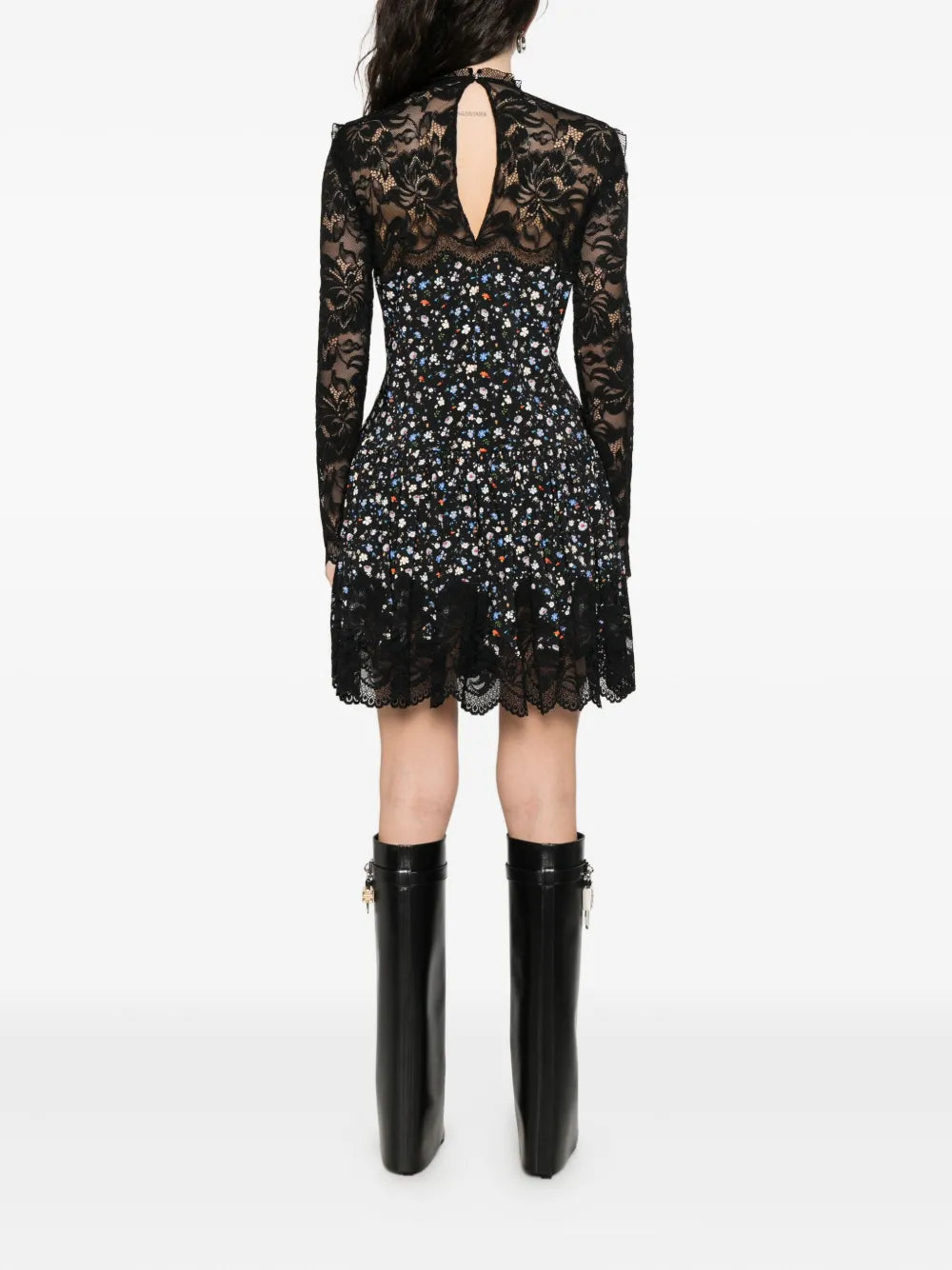 Immagine del vestito corto in pizzo del marchio Rabanne per donna - Stagione Autunno-Inverno 2025 - Vista Dettagliata_4