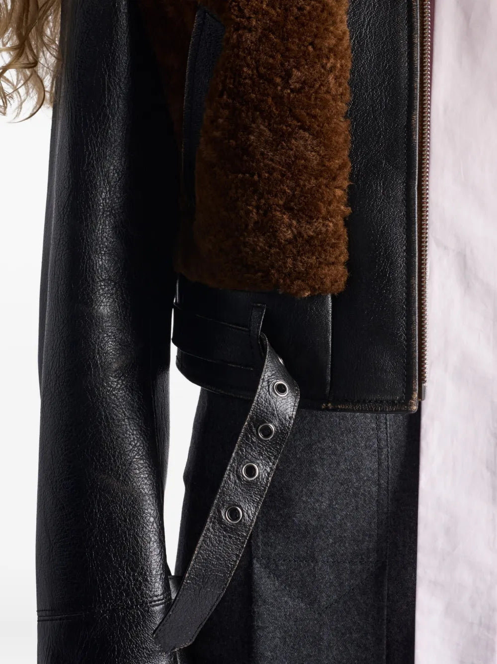 Image de l'article Blouson en cuir et laine de la marque Prada pour Femme - Saison Automne-Hiver 2025 - Vue détaillée_4