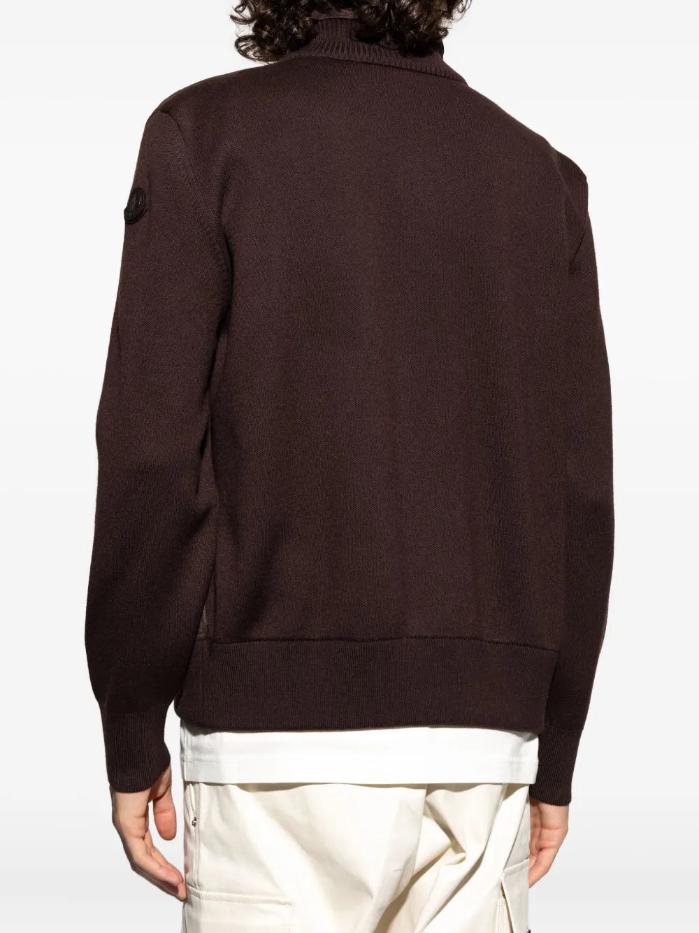 Imagem do cardigã de lã e camurça da marca Moncler para Homem - Temporada Outono-Inverno 2025 - Vista Detalhada_4