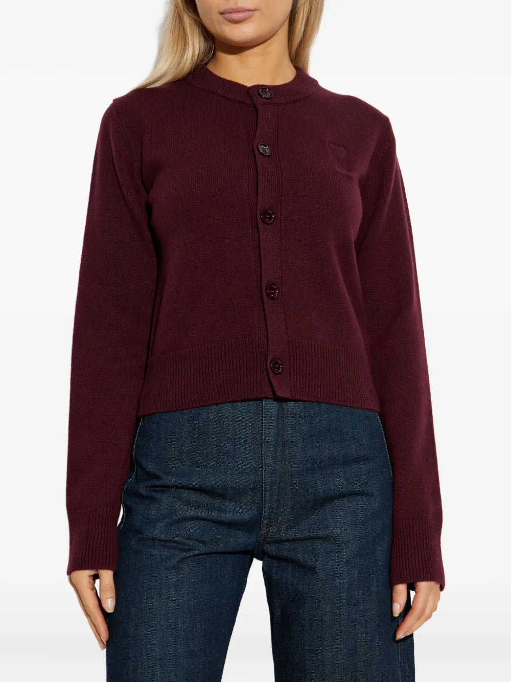 Imagem do artigo Cardigan AMI de coração da marca Ami PARIS para Mulheres - Temporada Outono-Inverno 2025 - Vista Detalhada_1