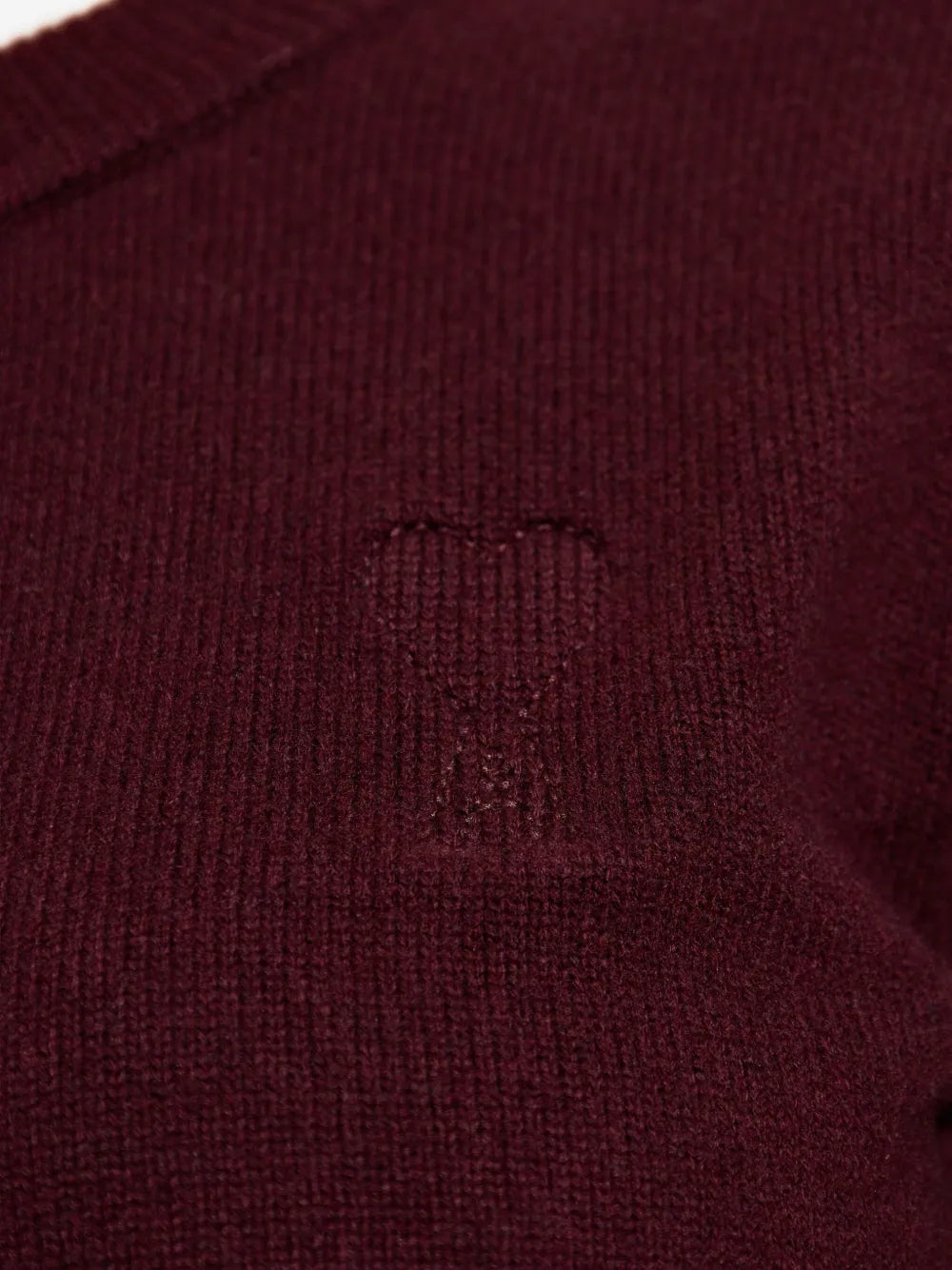 Imagem do artigo Cardigan AMI de coração da marca Ami PARIS para Mulheres - Temporada Outono-Inverno 2025 - Vista Detalhada_5