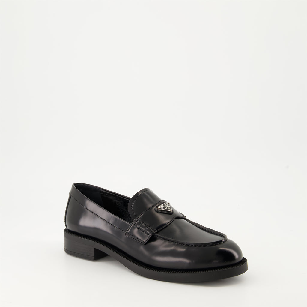 Mocassins Mocassins en cuir brossé Prada Noir Femme