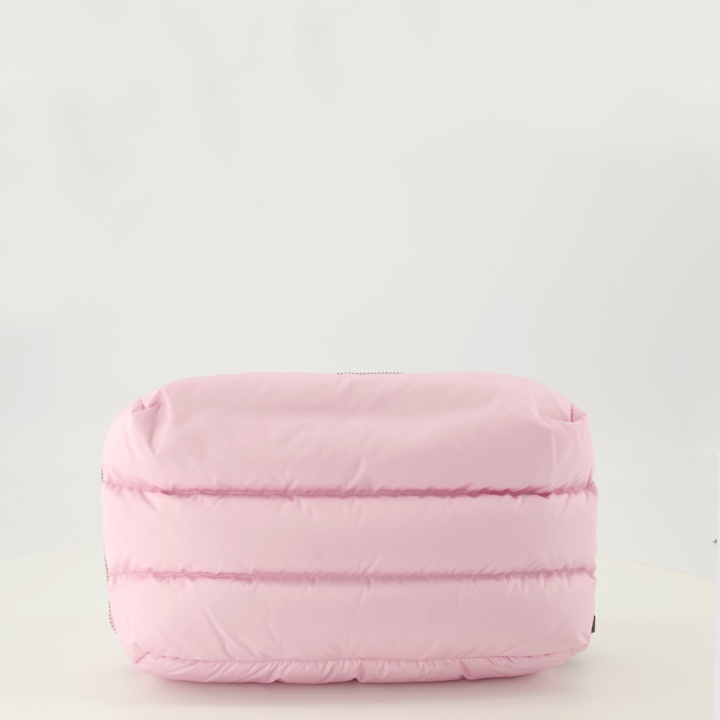 Image de l'article Pochette Caradoc rose en nylon de la marque Moncler pour Femme - Saison Printemps-Été 2026 - Vue de Dos