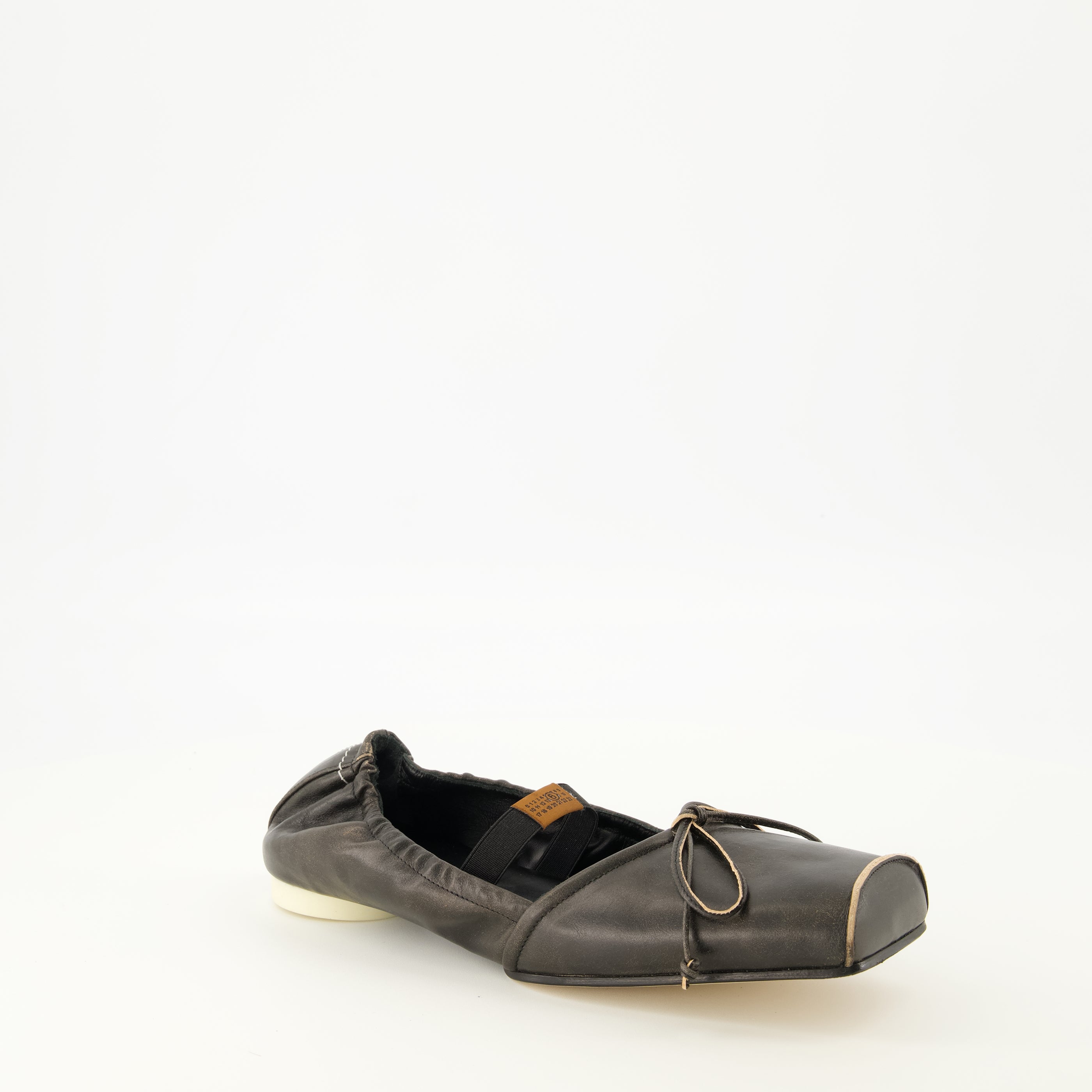 Chaussures plates 블랙 스퀘어 토 가죽 발레 플랫 Mm6 Noir Femme
