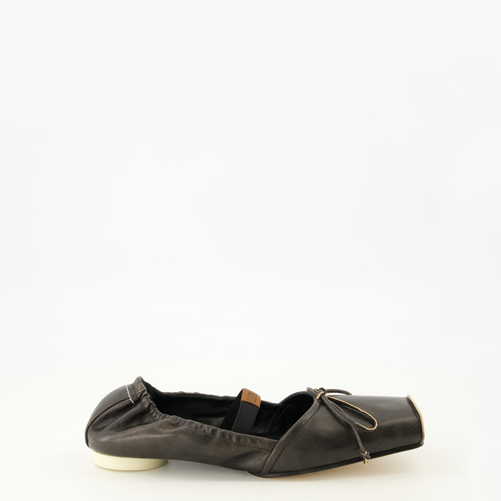 Chaussures plates 黒いスクエアトゥレザーバレエフラット Mm6 Noir Femme